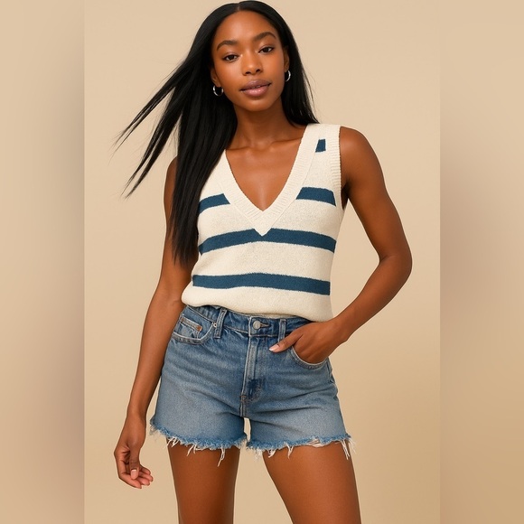 Madewell Pants - Madewell The Perfect Jean Short Raw Hem Womens Size 27